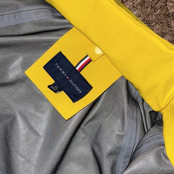 Tommy Hilfiger Rain Jacket - Picture 7 of 7